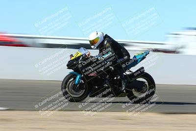 media/Jan-09-2022-SoCal Trackdays (Sun) [[2b1fec8404]]/Front Straight Speed Shots (1pm)/